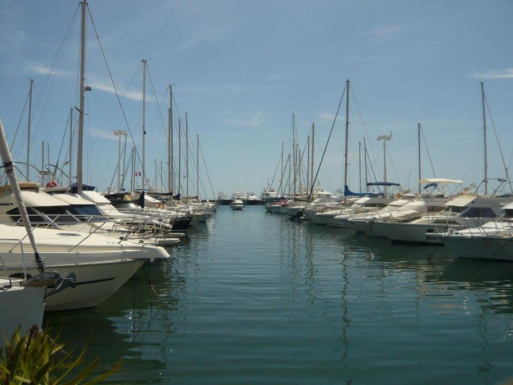 Charmant 2P Vue Mer Face Au Port De Golfe Juan Golfe-Juan Exterior foto